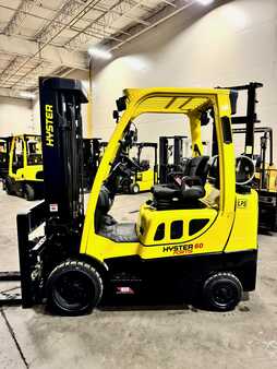 Propane Forklifts 2018  Hyster S60FT (1)