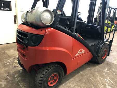 Carretilla elevadora GLP 2006  Linde h25t (7)