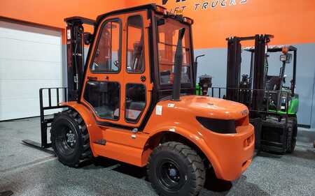 Diesel Forklifts 2024  Viper RTD35 (23)