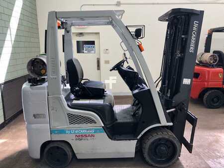 Propane Forklifts 2013  Unicarriers cf60 (1)