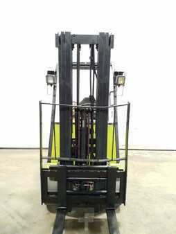 Propane Forklifts - Clark cmc20s (2)