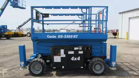 Montacargas Todo Terreno 2018  Genie gs3369rt (3)