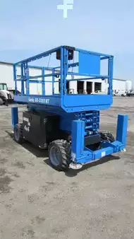 Montacargas Todo Terreno 2018  Genie gs3369rt (4)