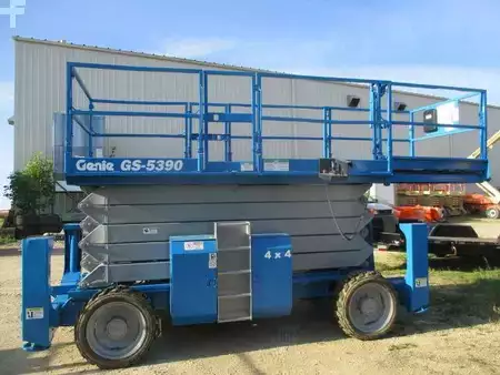 Montacargas Todo Terreno 2011  Genie gs5390rt (1)