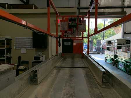 4 Wheels 2012  JLG 2630es (11)