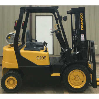 Propane Forklifts 2003  Daewoo g20e-3 (1)