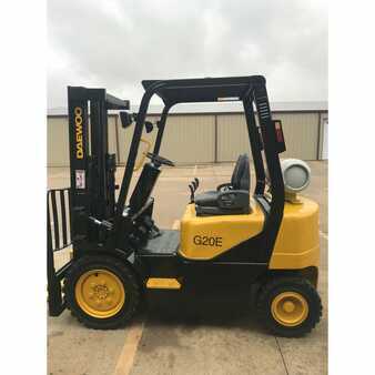 Propane Forklifts 2003  Daewoo g20e-3 (5)
