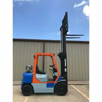 Montacargas GLP - Komatsu fg20c12 (2)