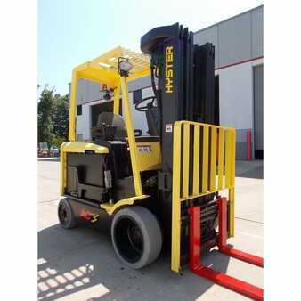 4 Wheels 2004  Hyster e55z (4)