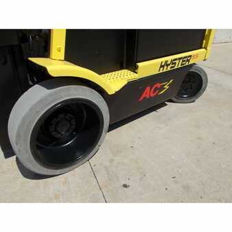 4 Wheels 2004  Hyster e55z (7)