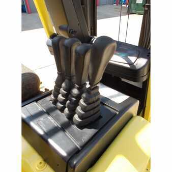 4 Wheels 2004  Hyster e55z (9)