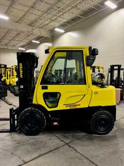Propane Forklifts 2017  Hyster H80FT (1)