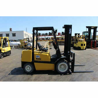 Propane Forklifts 2003  Yale  (3)