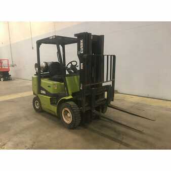 Propane Forklifts 1996  Clark cgp25 (5)