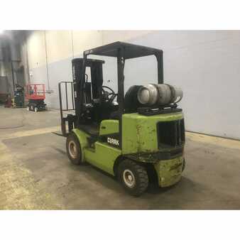 Propane Forklifts 1996  Clark cgp25 (6)