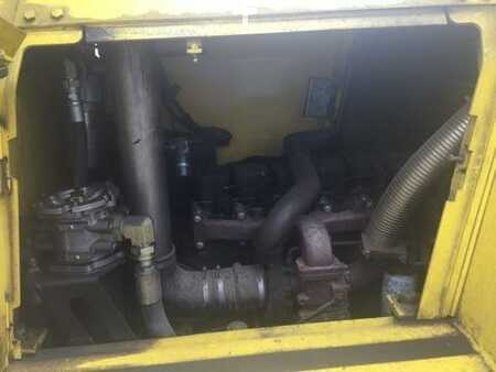 Diesel Forklifts 2005  Elwell-Parker esi500-36 (13)