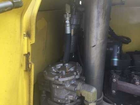 Diesel Forklifts 2005  Elwell-Parker esi500-36 (14)