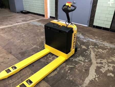 4 Wheels 2012  Hyster w40z (3)