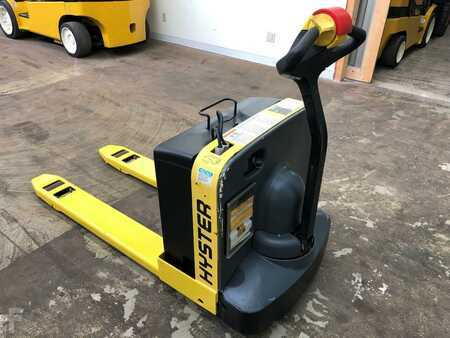 4 Wheels 2012  Hyster w40z (5)