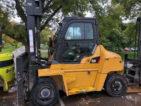 Carretilla elevadora diésel 2015  CAT Lift Trucks dp70n (1)