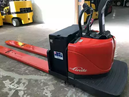 4-Wheel Electric 2007  Linde  (4)