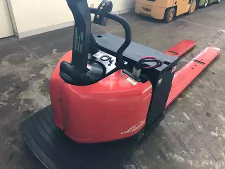 4-Wheel Electric 2007  Linde  (5)