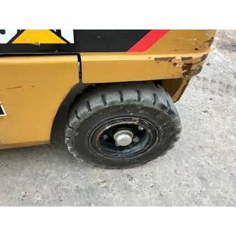 Diesel Forklifts 2014  CAT Lift Trucks dp55n1 (6)
