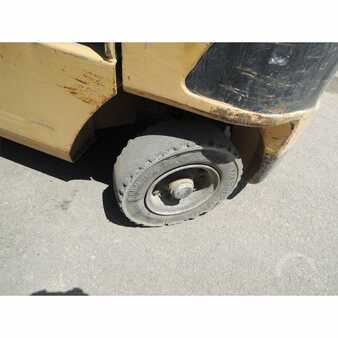 Propane Forklifts 2003  Mitsubishi fg25k (8)