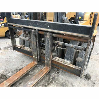 Carretilla elevadora diésel 2014  CAT Lift Trucks dp70n (4)