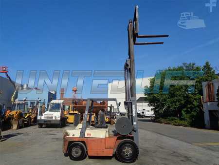 Diesel Forklifts - Nissan wf03a35v (16)