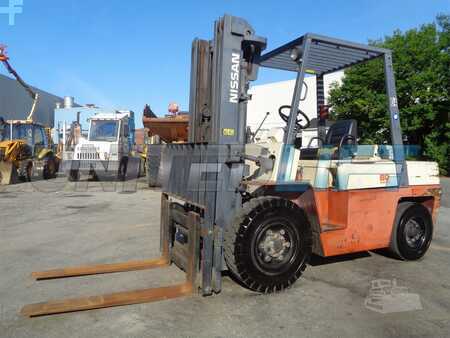 Diesel Forklifts - Nissan wf03a35v (3)