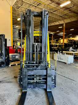 Propane Forklifts 2018  Hyster S120FT (12)