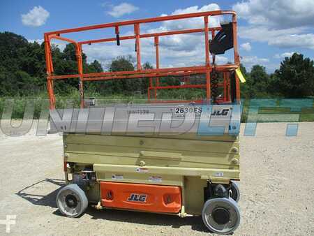 4 Wheels 2012  JLG 2630es (3)