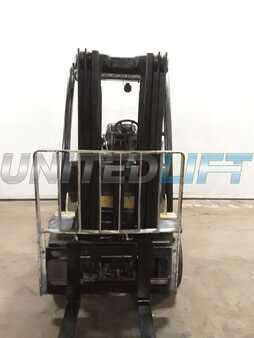 Propane Forklifts 2014  Yale glp050 (2)