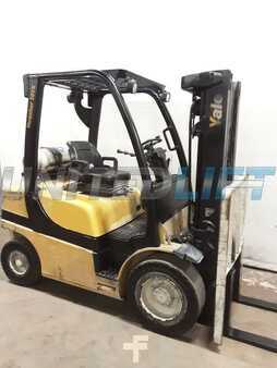 Propane Forklifts 2014  Yale glp050 (3)