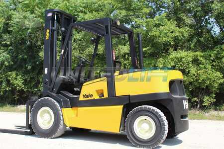 Carretilla elevadora diésel 2006  Yale gdp100mj (3)