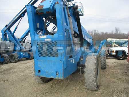 Manipulador fijo 2006  Genie gth1056 (3)