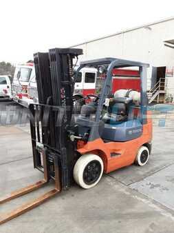 Propane Forklifts 2000  Toyota 7fcu25 (1)