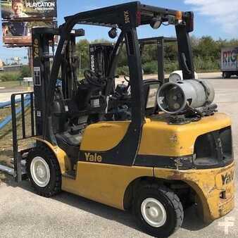 Propane Forklifts 2006  Yale glp050 (2)