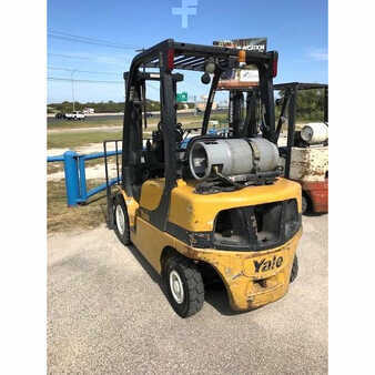 Propane Forklifts 2006  Yale glp050 (4)