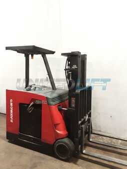 Stackers stand-on - Raymond 420 (3)
