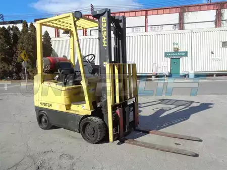 Montacargas GLP - Hyster s35xm (4)