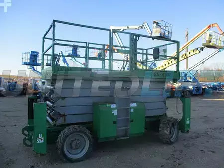 Montacargas Todo Terreno 2010  Genie gs5390rt (1)