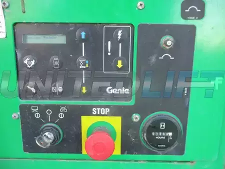 Montacargas Todo Terreno 2010  Genie gs5390rt (11)