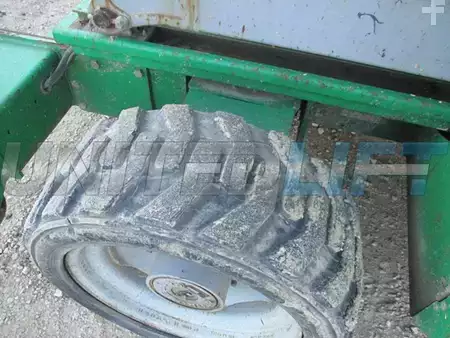 Montacargas Todo Terreno 2010  Genie gs5390rt (6)