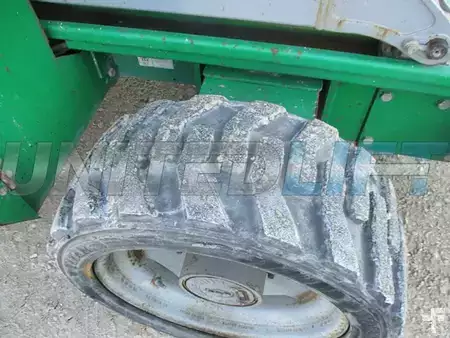 Montacargas Todo Terreno 2010  Genie gs5390rt (7)