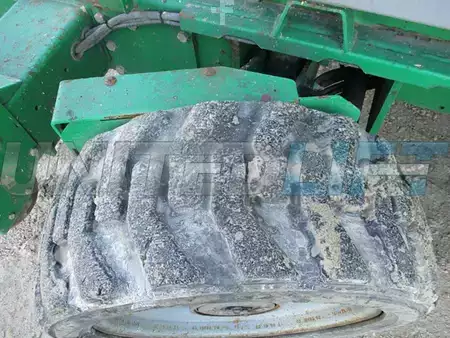 Montacargas Todo Terreno 2010  Genie gs5390rt (8)