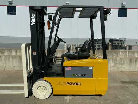 Eléctrica de 4 ruedas 2007  Yale erp040 (1)