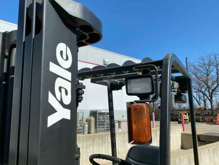 Eléctrica de 4 ruedas 2007  Yale erp040 (10)
