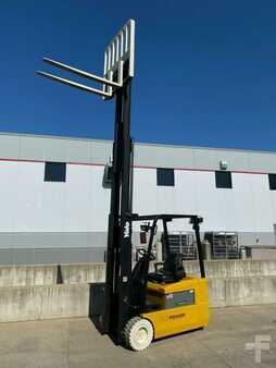 Eléctrica de 4 ruedas 2007  Yale erp040 (6)